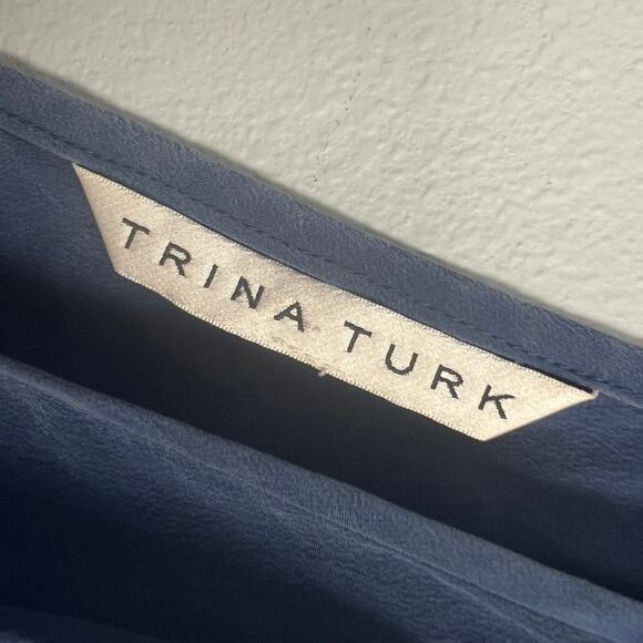 Trina Turk‎ Women's M Blouse Top 100% Silk V-Neck Strappy Back Tank Minimalist - Picture 5 of 9